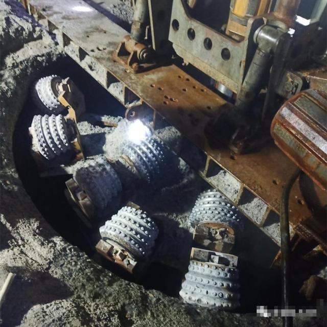 反井鉆機施工前準備